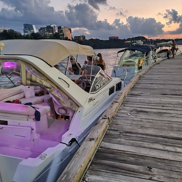 Experiences DMV Yacht Rental